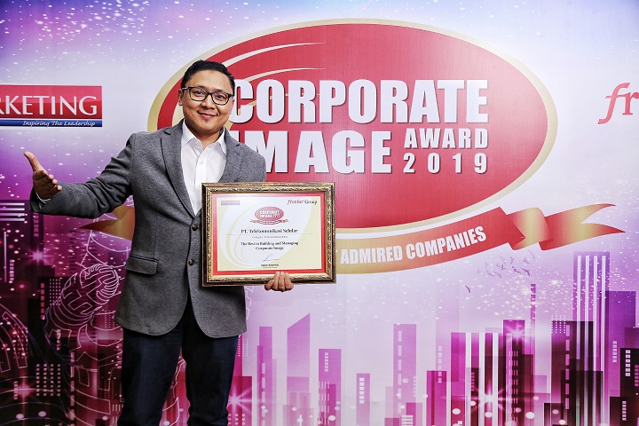 Telkomsel Raih Penghargaan The Best Corporate Image 2019 GadgetSquad ID