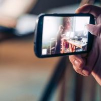 Begini Cara Merekam Video Pakai Smartphone Tanpa Ketauan merekam video