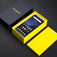 3 Hape Pesaing Pocophone F1 di Indonesia, Juga Pakai Prosesor Snapdragon 845 pocophone f1 di indonesia (3)