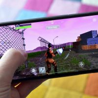 Game Fortnite di iPhone Dilaporkan Nge-Lag, Apa solusinya? Game Fortnite di iPhone Dilaporkan Nge-Lag, Apa solusinya