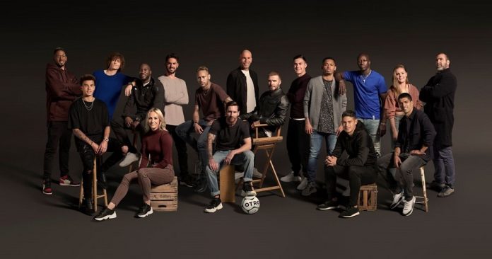 sepak bola sepak bola