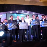 XL Serahkan Hadiah Rp865 juta Untuk Pemenang Program Xtravaganza & Fantaxis hadiah