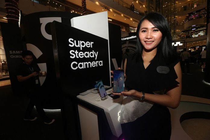 beli Samsung Galaxy S10 (1)