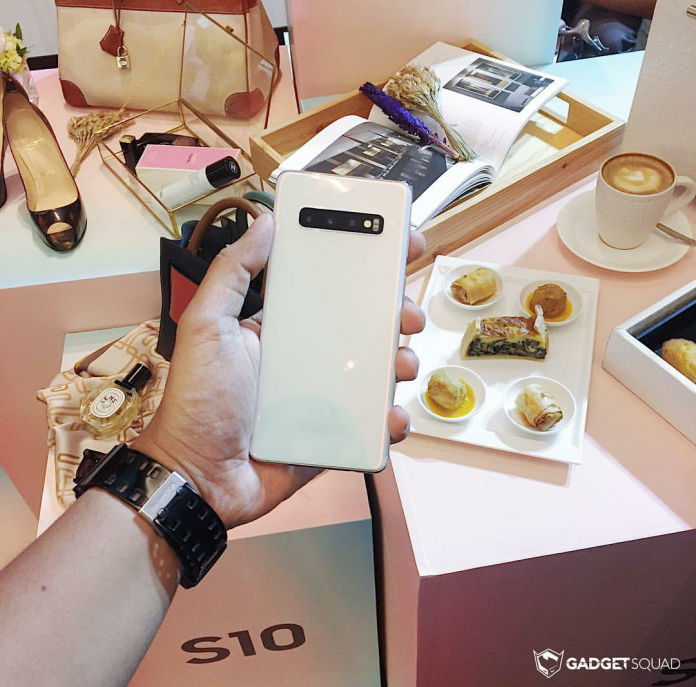 video youtube pakai Samsung Galaxy S10