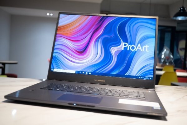 Review ASUS ProArt StudioBook Pro 17 W700