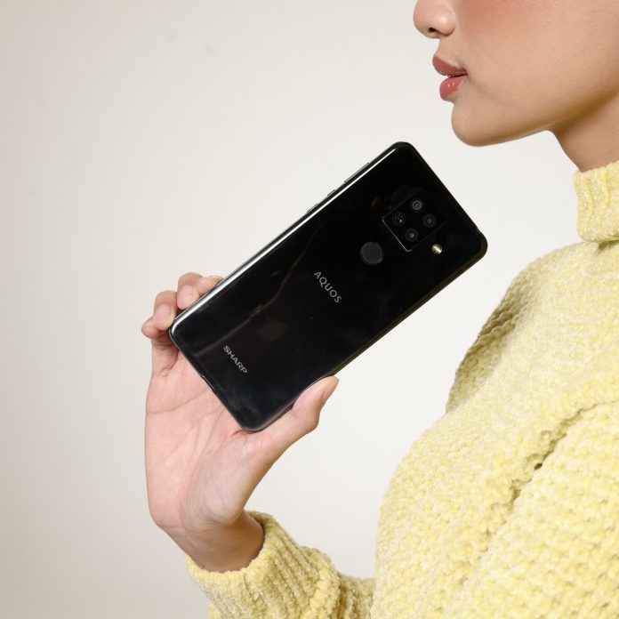 001 - Sharp AQUOS Sense4 Plus Cocok Digunakan Dalam Kondisi Apapun