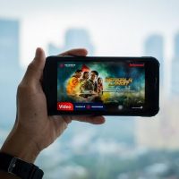 MAXstream Rilis Film ‘Serigala Langit’ di HUT Kemerdekaan RI Film Serigala Langit memperingati HUT Kemerdekaan RI (1)