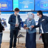 XL Axiata Berikan Kado Spesial Bagi Pelanggan #darirumah XL Axiata Kado Spesial Bagi Pelanggan #darirumah (1)