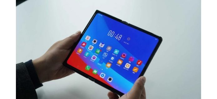 Ponsel lipat Oppo