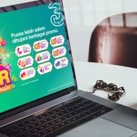 Tri Bagi-bagi Rejeki di Program THR, Ini Caranya!