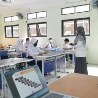 Mantab! Kelas Pintar Dipercaya Jadi Mitra Pembangunan IKM