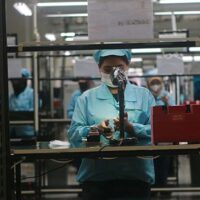 Melihat langsung Perakitan OPPO A77s di Pabrik Baru OPPO Indonesia