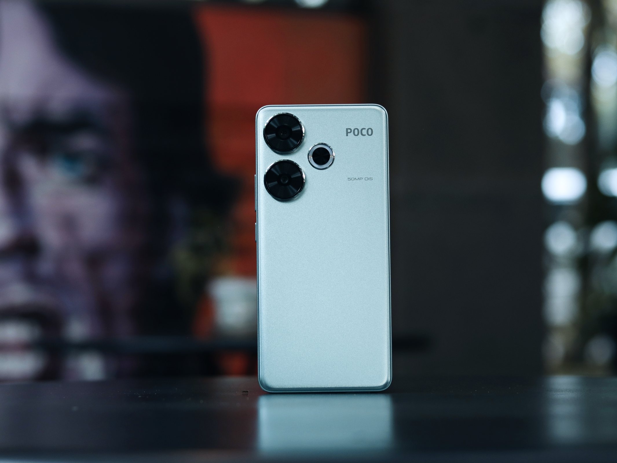 Unboxing dan Hands-on POCO F6, Skor AnTuTu Tembus 1,5 Juta ...