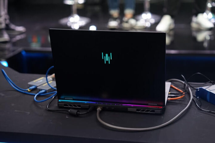 Laptop Acer Predator Helios 18, Laptop Gaming Acer yang digunakan untuk Livestream Non-stop 40 Jam (1)