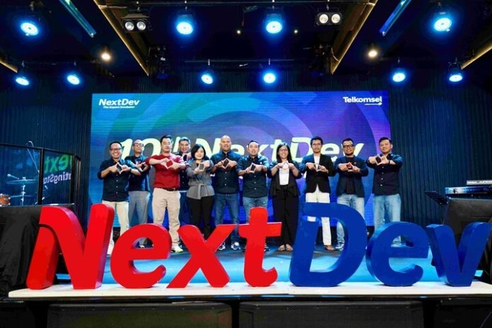 Telkomsel NextDev ke-10' (1) Telkomsel NextDev ke-10' (1)