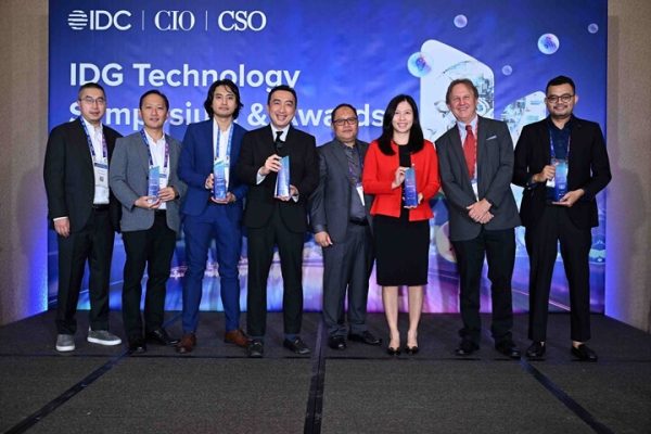 Telkomsel Raih Penghargaan di IDC Future Enterprise Awards_2 (1)