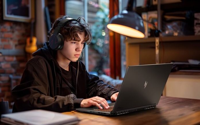 Laptop Acer Nitro -V-17-AI (ANV17-61) (1) Laptop Acer Nitro -V-17-AI (ANV17-61) (1)