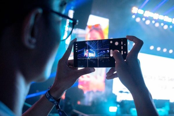 Maksimalkan Fitur di Samsung Galaxy S25 Series Bikin Nonton Konser Jadi Lebih Seru ! (1)