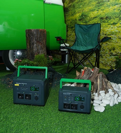 Photo 3a - Schneider OffGrid Portable Power Station Photo 3a - Schneider OffGrid Portable Power Station
