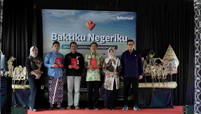 Telkomsel CSR Baktiku Negeriku 2025_8 (2) (1) Telkomsel CSR Baktiku Negeriku 2025_8 (2) (1)