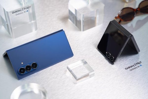 Beli Samsung Galaxy Z Fold 7 Flip 7 (1) (1)