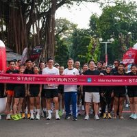 OPPO Kenalkan Jersey OPPO Run 2025 dan OPPO Watch X2 di Sunday Runday OPPO Run 2025 (2) (1)