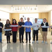 Perluas Jaringan Ritel, HUAWEI Bersama OkeShop Buka Experience Store di Central Patrk Mall !