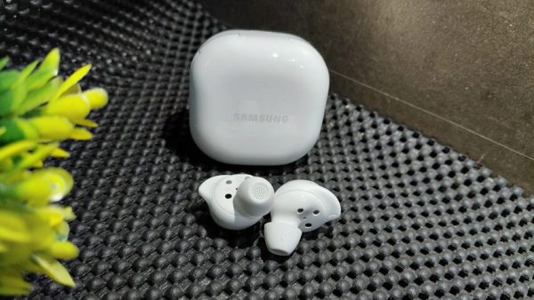 Samsung Galaxy Buds Core (2) (1)