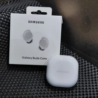 Review Samsung Galaxy Buds Core – Desain Simple Kualitas Suara Incredible Samsung Galaxy Buds Core (3) (1)