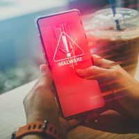 Waspadalah! Serangan Siber ke Hp Android Meningkat Selama Setengah Tahun 2025 Serangan siber hp android 2