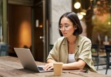 beli laptop siswa SMA mahasiswa